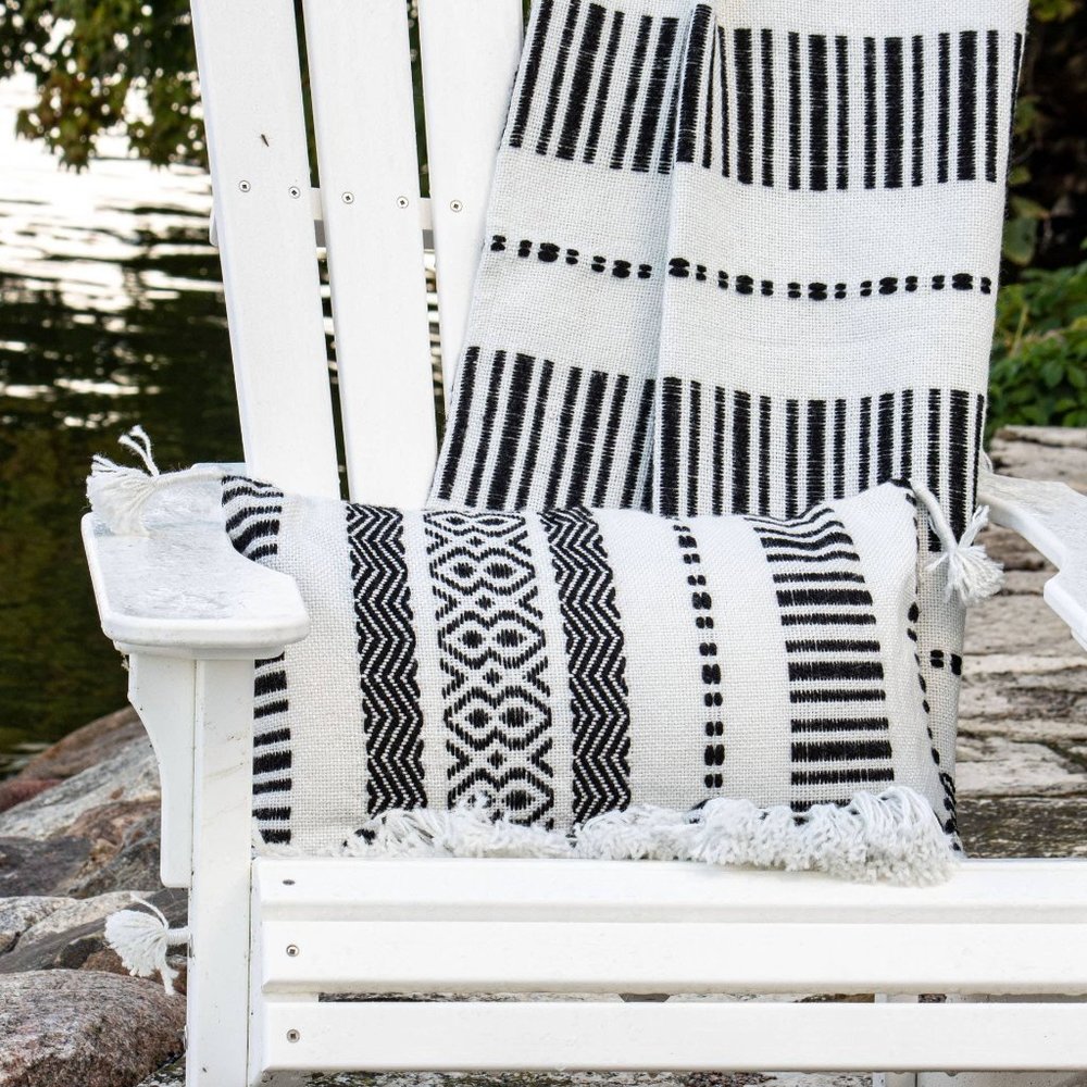 14x22 Hand Woven Outdoor Waki Pillow